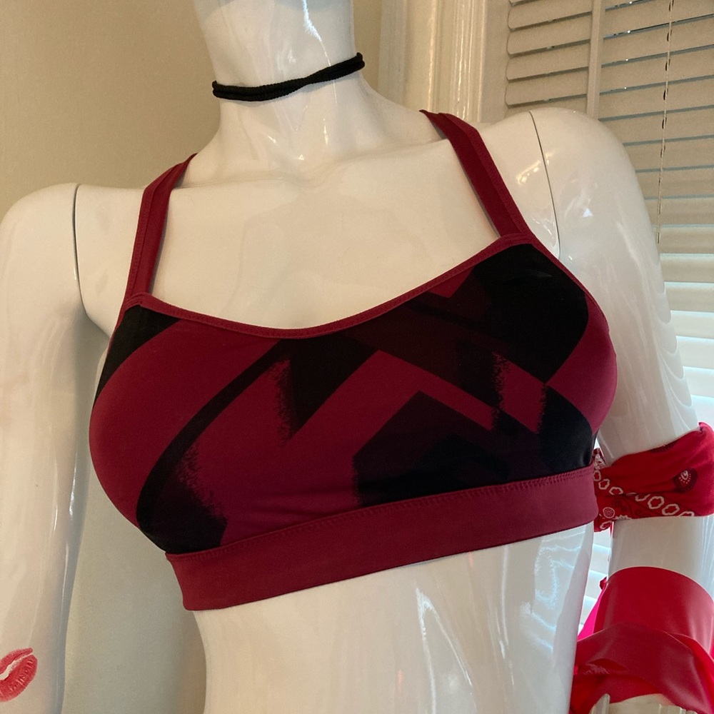 Brooks♡ Small Uprise crossback sports bra